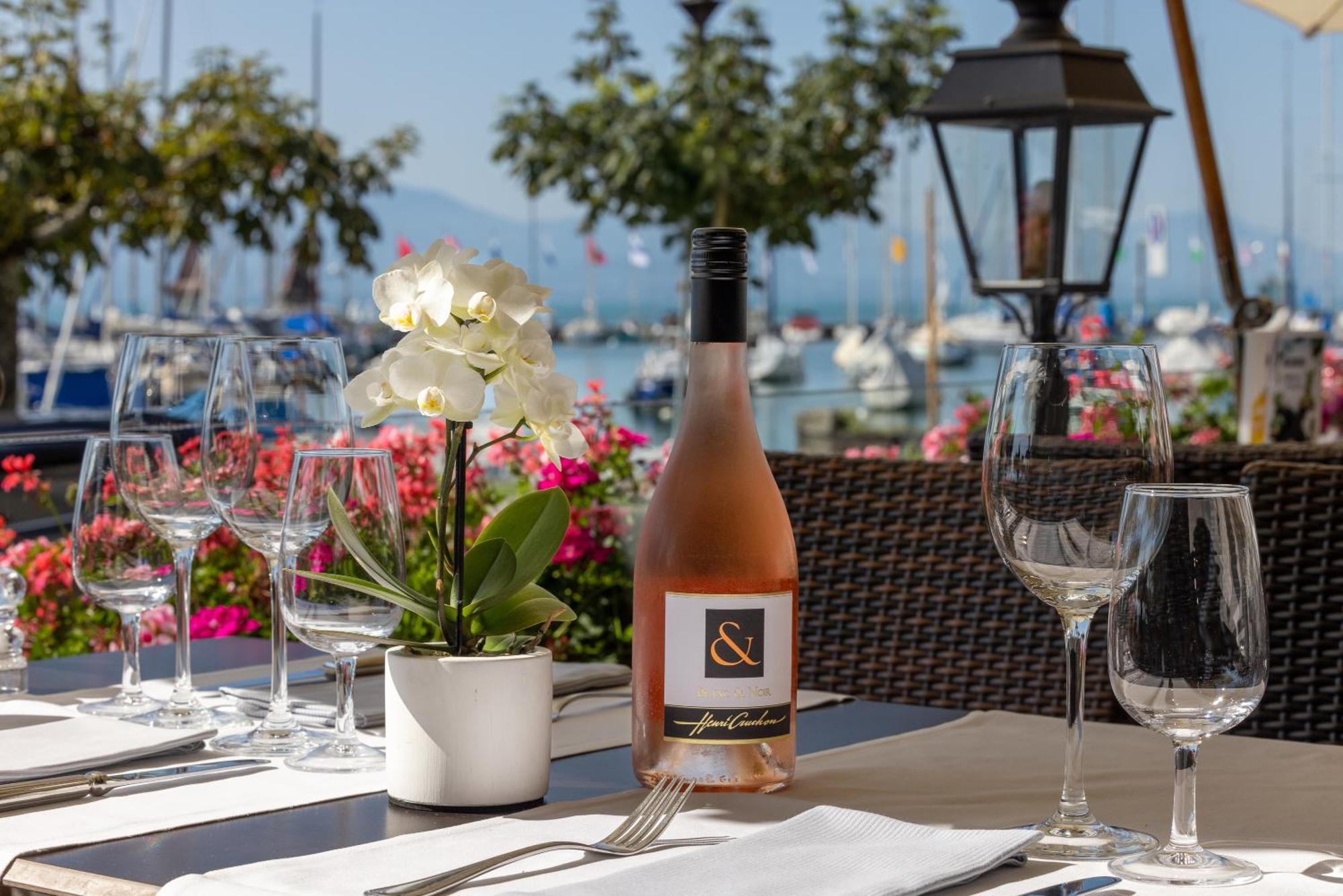 Romantik Hotel Mont Blanc Au Lac Morges Esterno foto