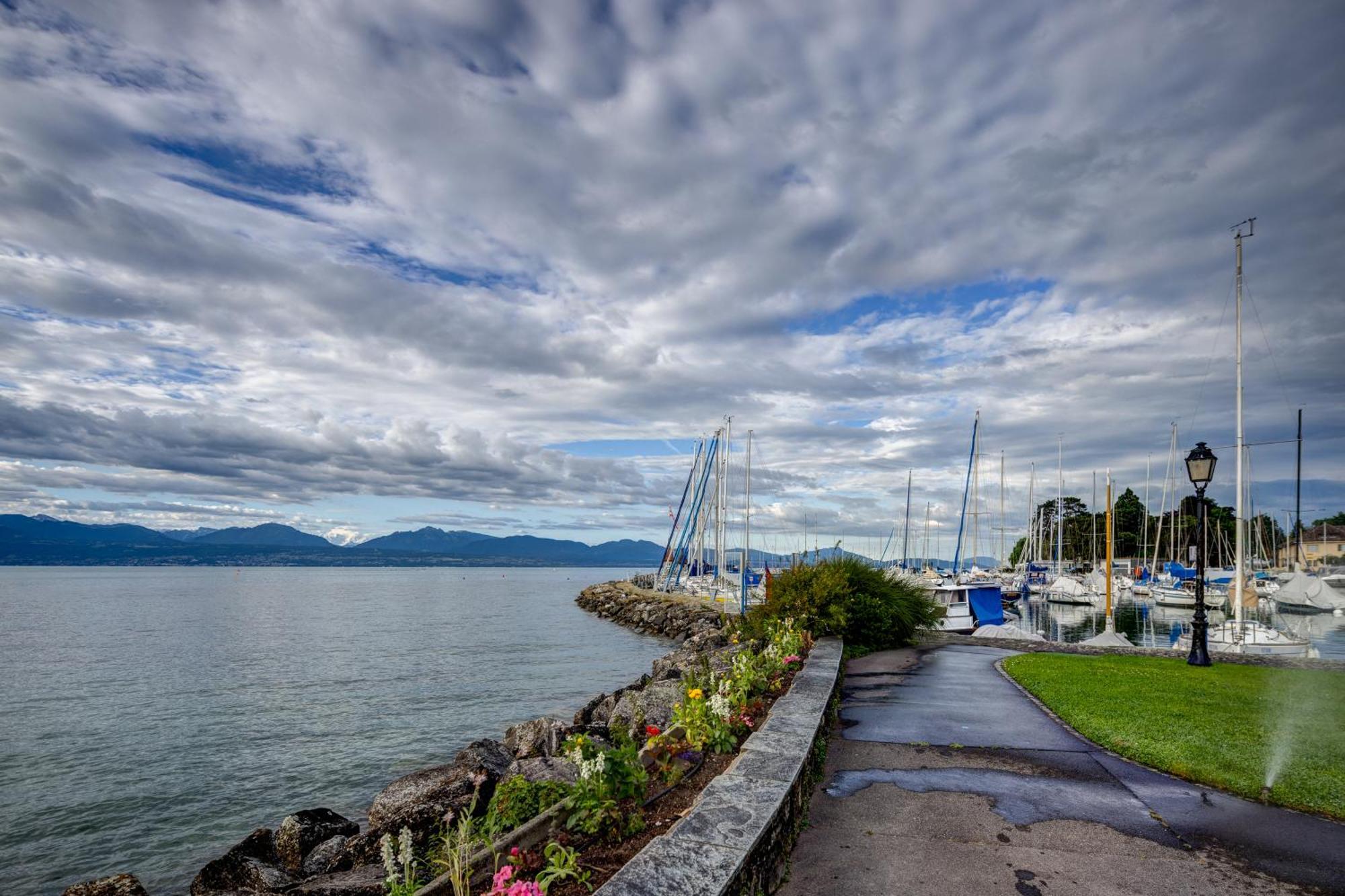 Romantik Hotel Mont Blanc Au Lac Morges Esterno foto