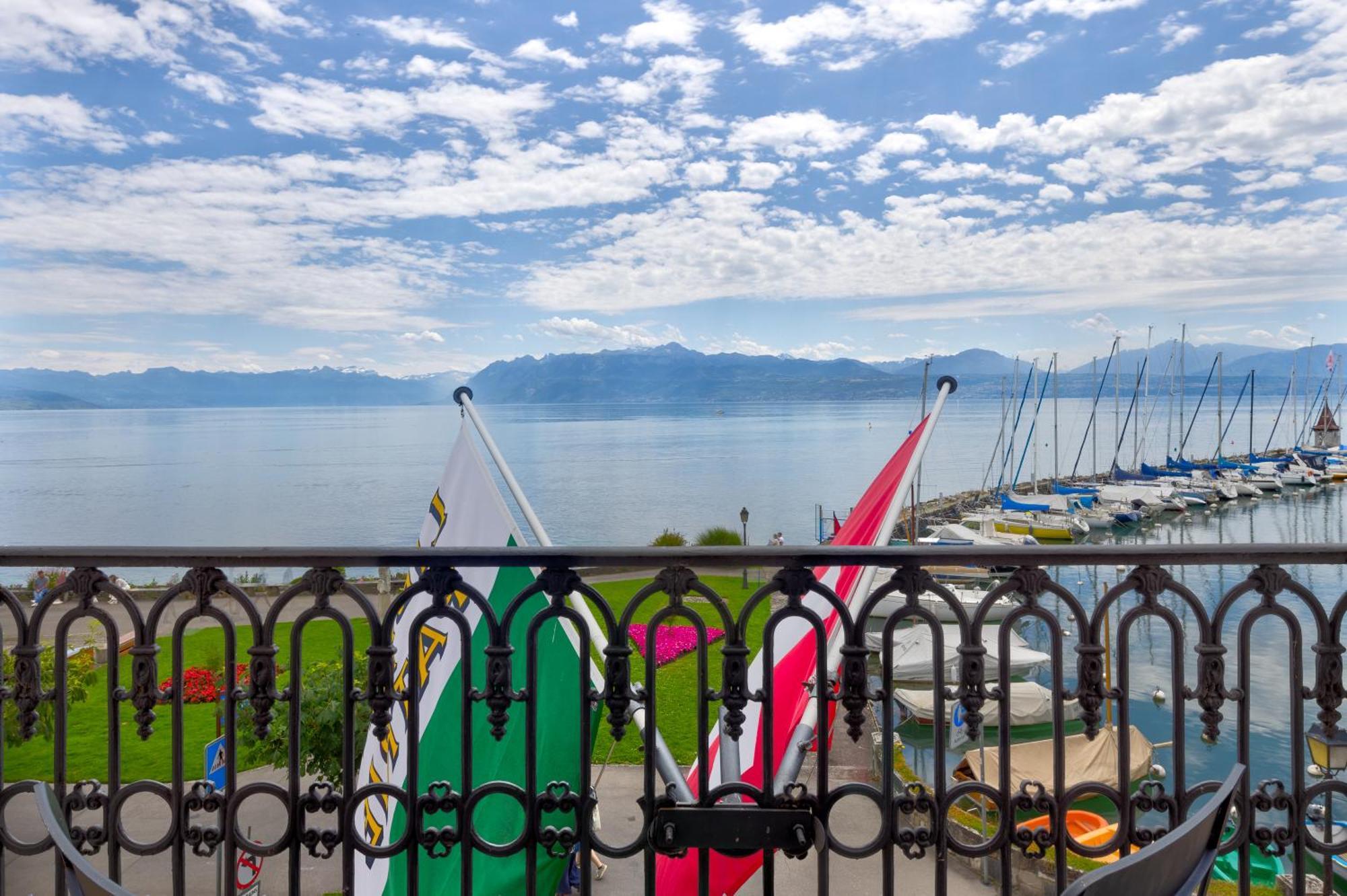 Romantik Hotel Mont Blanc Au Lac Morges Esterno foto